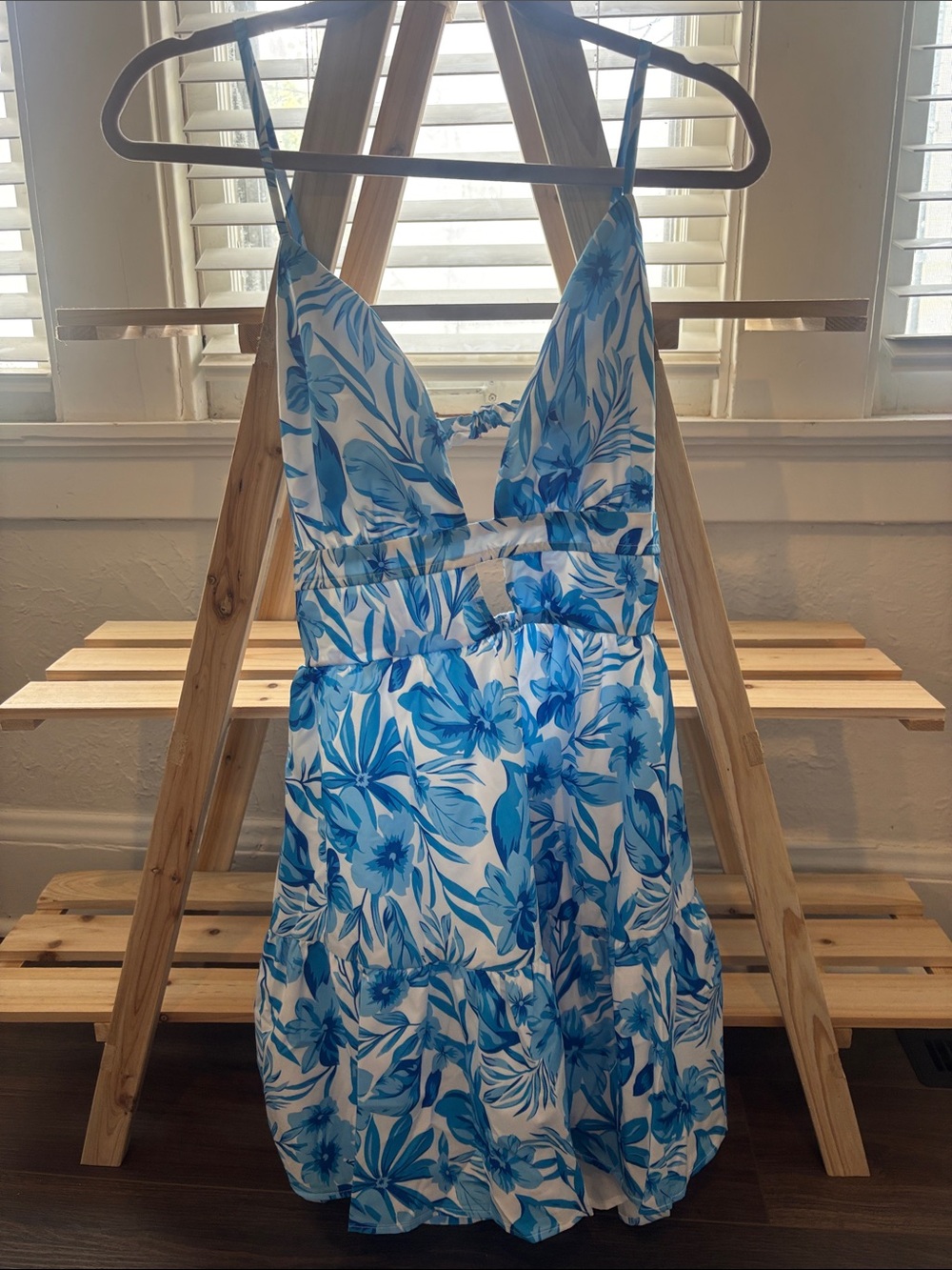 Blue Floral V-Neck Summer Dress
